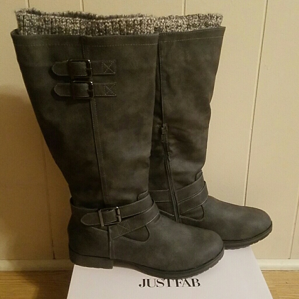 !!SOLD!! JustFab Rubie grey flat boot